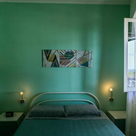 Будинок відпочинку Welcome To Our Baia *